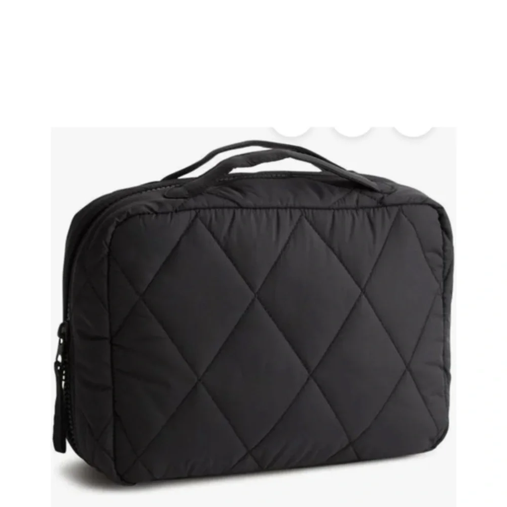 Vera Bradley Essential Hanging Travel Organizer in Moonless Night (black)